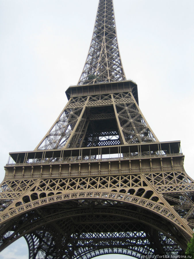 Париж - первое свидание: Эйфелева башня. Латинский квартал Париж, Франция