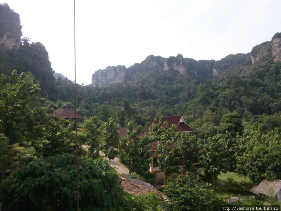 Скалы на Райли Рэйли-Бич, Таиланд