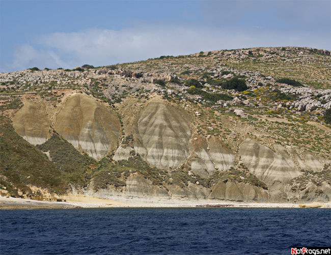 Сюрреалистический кусочек побережья Гозо Остров Комино, Мальта