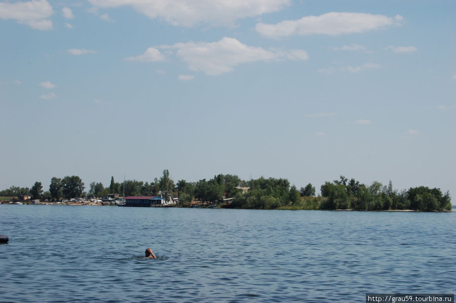 Вид на Зеленый остров со стороны поселка Затон Саратов, Россия