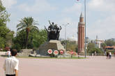 Памятник Ататюрку в центре