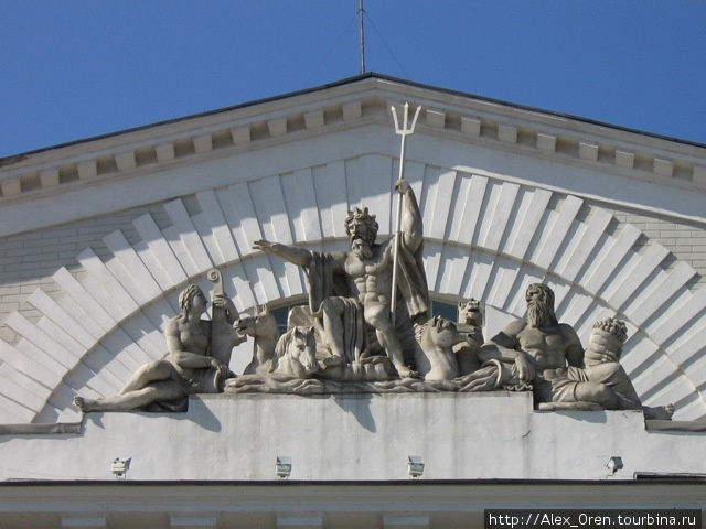 Биржа (фрагмент) 1810 арх. Тома де Томон Санкт-Петербург, Россия