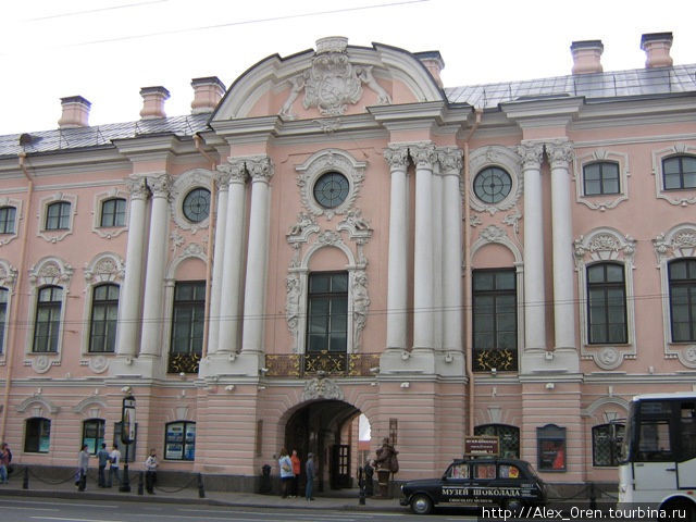 Строгановский дворец 1754 арх. Франческо Бартоломео Растрелли (фасад на Невский) Санкт-Петербург, Россия