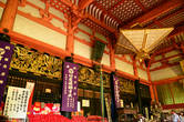 Внутри главного зала храма Хогондзи.
