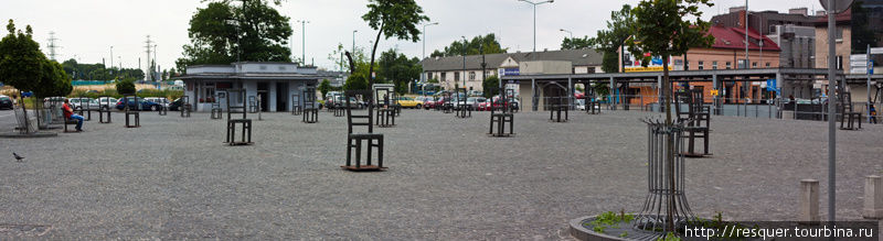 Мемориал на площади, где 