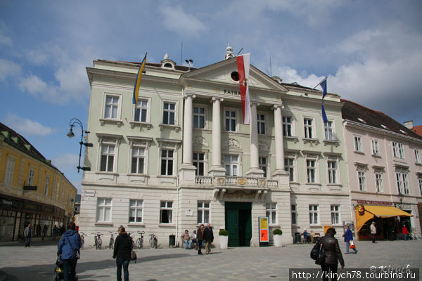 Ратуша на Главной площади Баден, Австрия