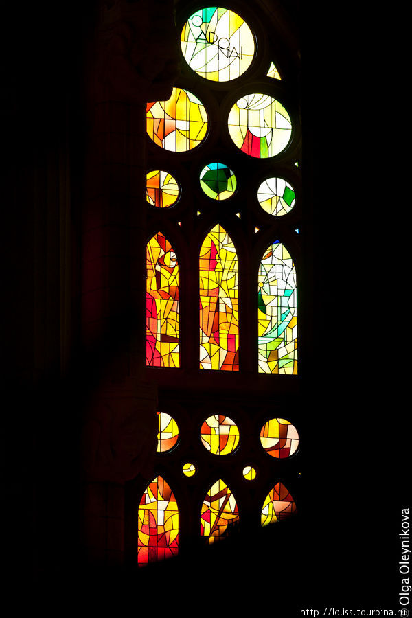 Цветные стеклышки Барселоны Барселона, Испания