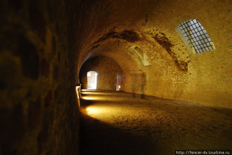 Согласно легендам, по подвалам замка все еще бродят души умерших узников Брно, Чехия