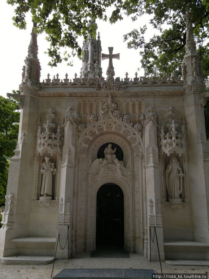 Казаки-разбойники в Quinta da Regaleira Синтра, Португалия