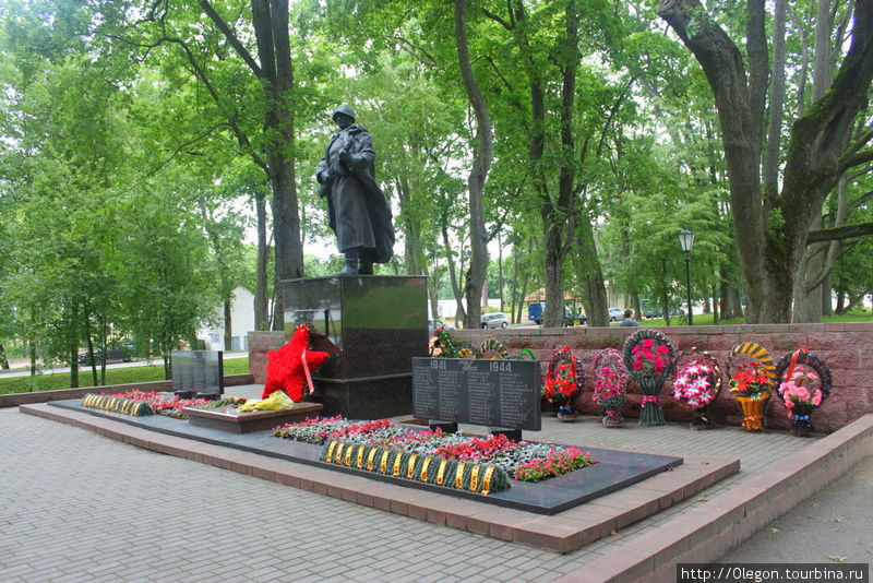 Прогулка по Несвижскому парку Несвиж, Беларусь