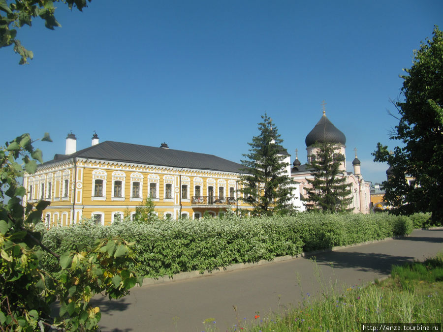 Чистые краски Давидовой пустыни. Москва и Московская область, Россия