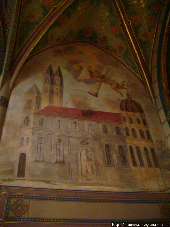 Фреска рассказывающая историю Чёртова столба Прага, Чехия