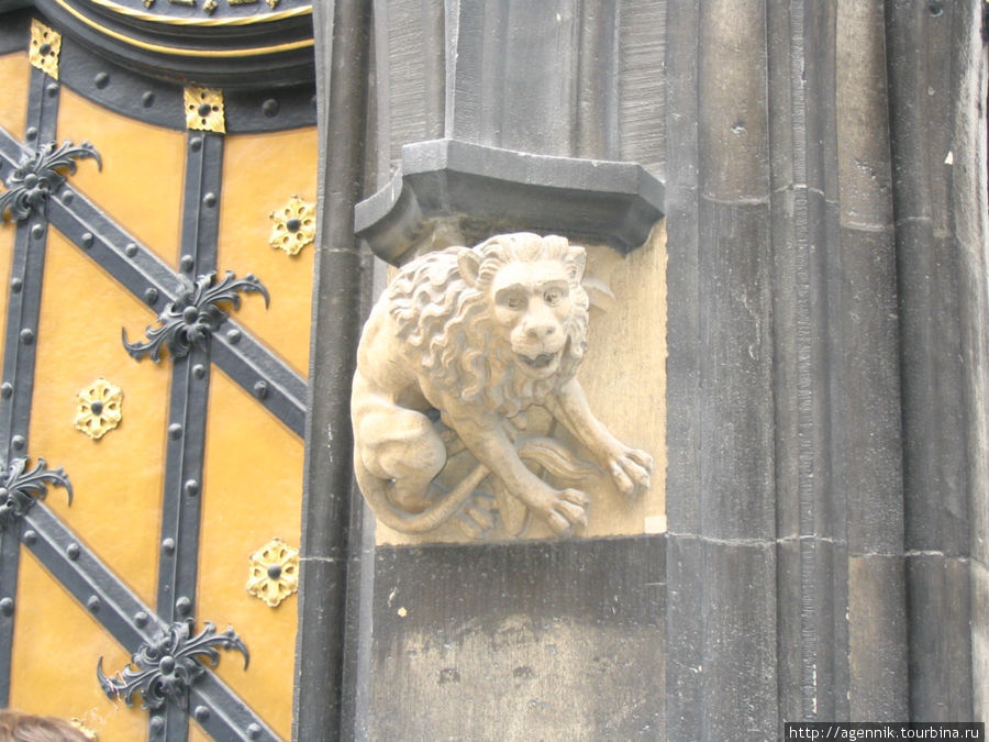 Геральдические львы Баварии Мюнхен, Германия