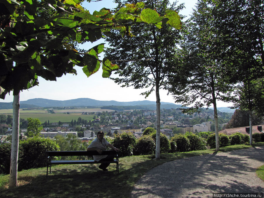 в парке монастыря, Мельк внизу Мельк, Австрия