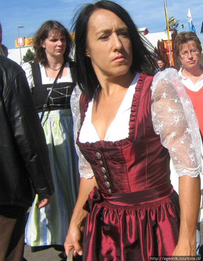 Тоже красивое платье Мюнхен, Германия