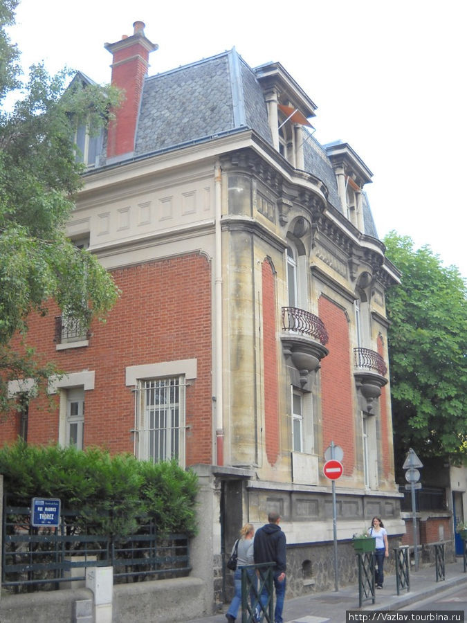 Типичная архитектура Нантер, Франция