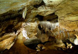 Возраст пещер, возникших в девонском периоде,  насчитывает  400 миллионов лет