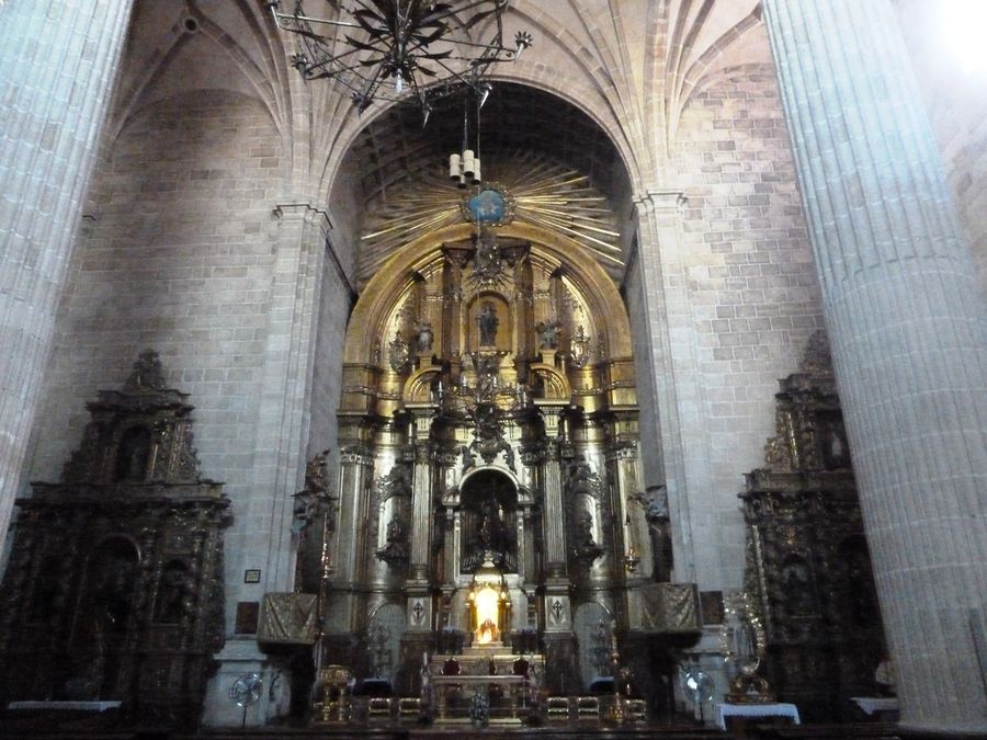 Церковь La Iglesia Parroquial de El Salvador Каравака-де-ла-Крус, Испания