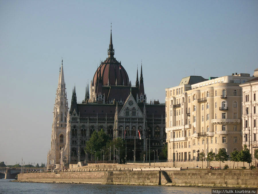 Прогулка на кораблике по Дунаю Будапешт, Венгрия