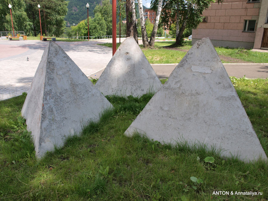 Памятник Бочину Дивногорск, Россия