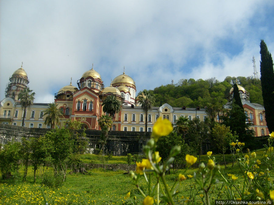 Знаменитый Новоафонский Монастырь Новый Афон, Абхазия