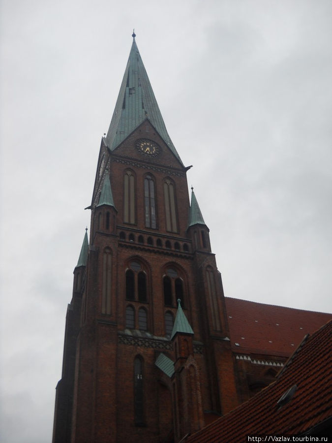 Колокольня собора Шверин, Германия