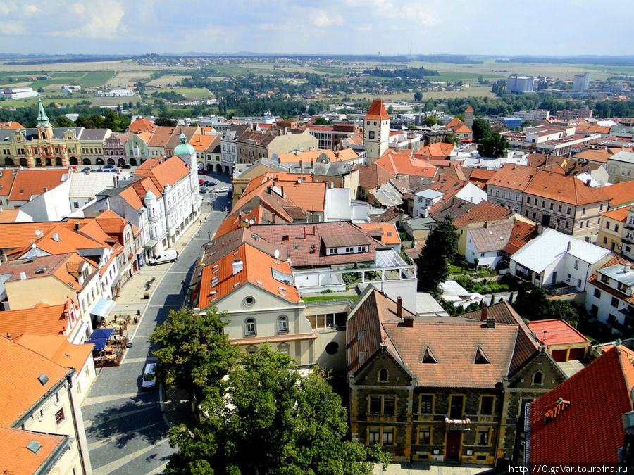 Обязательно нужно подняться на башню, чтобы увидеть город сверху Мельник, Чехия