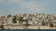Поездка на острова начинается с причала Кабаташ. Огромный паром отплывает от берега и у нас  появляется восхитительная возможность насладиться панорамами Стамбула.