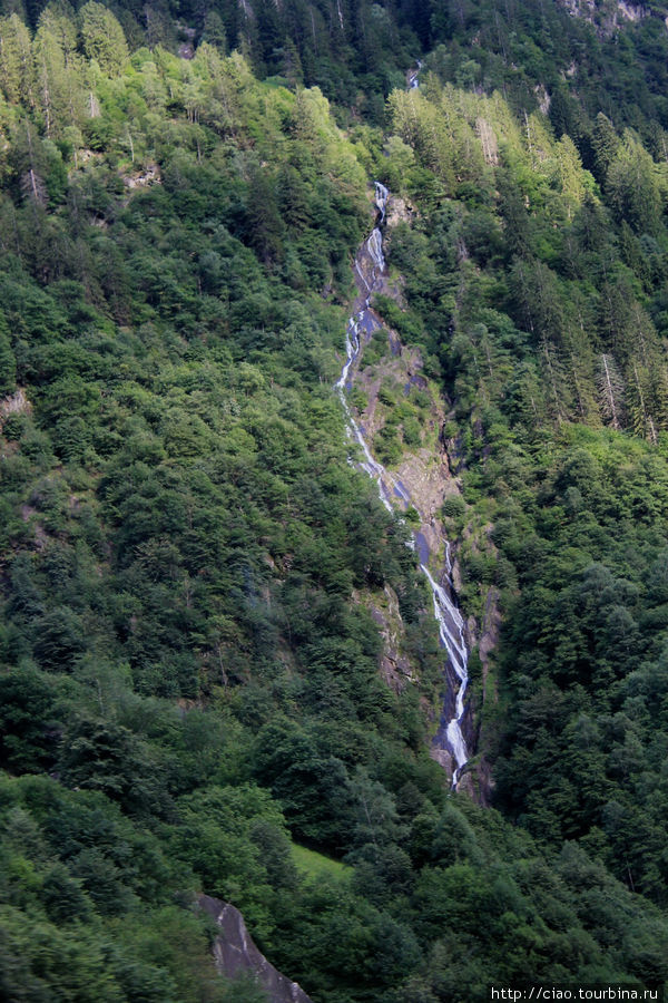 Переход через Альпы по перевалу Сан-Бернардино Сан-Бернардино, Швейцария