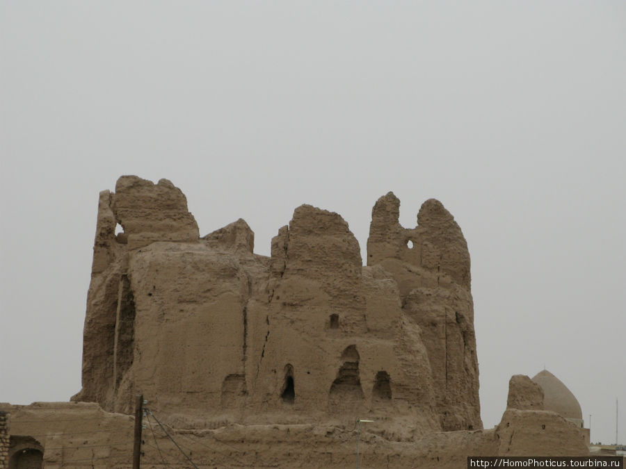 Мейбод, остатки крепости Сасанидов Мейбод, Иран