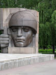 Мемориал От коломенцев землякам, павшим в Великую Отечественную войну 1941-1945 г.г..