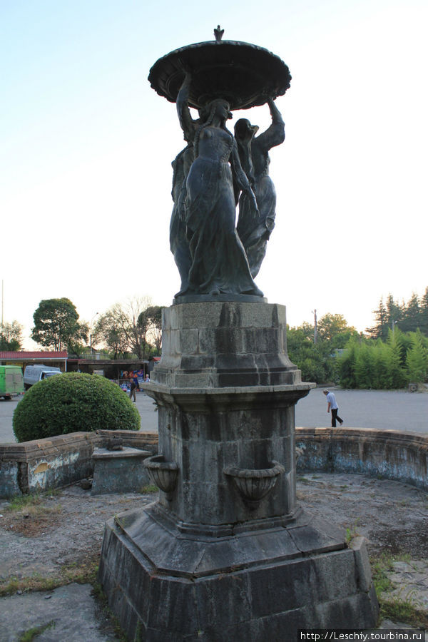 когда-то фонтан Гагра, Абхазия