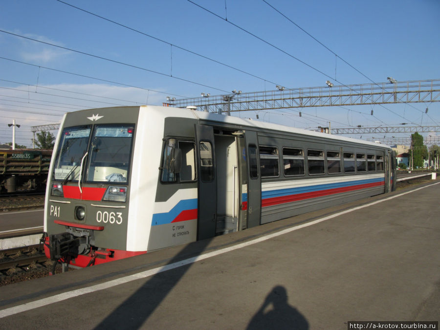 Этот поезд из 1-го вагона ездит из Волгограда в Волжский и обратно Волжский, Россия