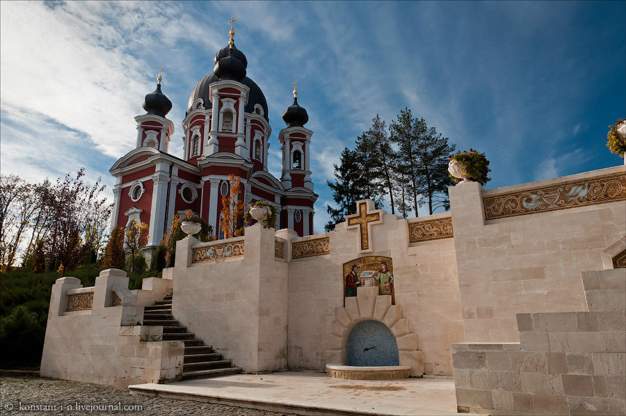 ЦЕРКОВЬ РОЖДЕСТВА БОГОРОДИЦЫ Молдова