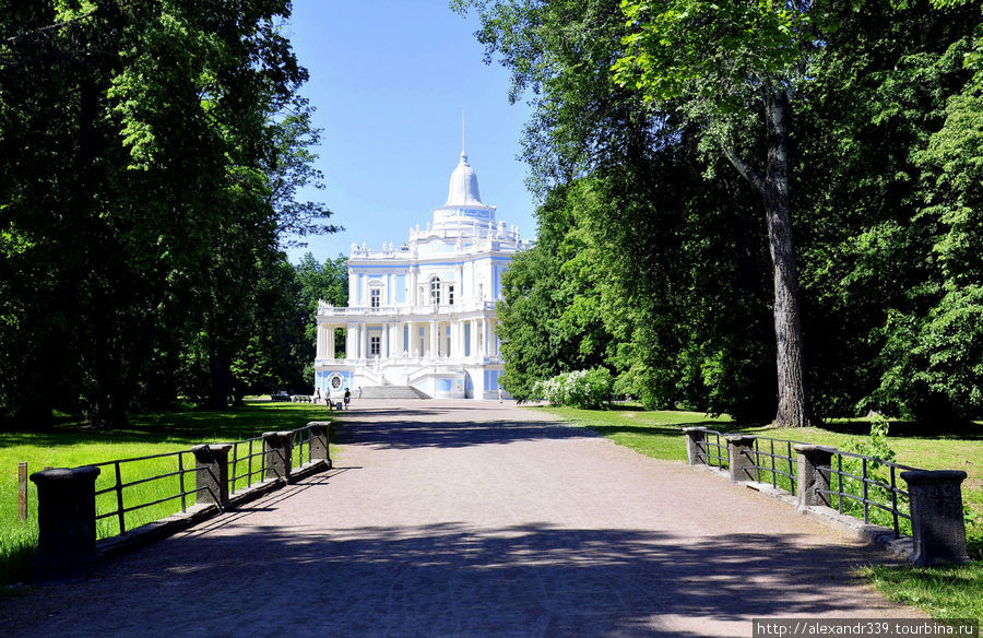 Дворцово-парковый комплекс Ораниенбаума Ломоносов, Россия