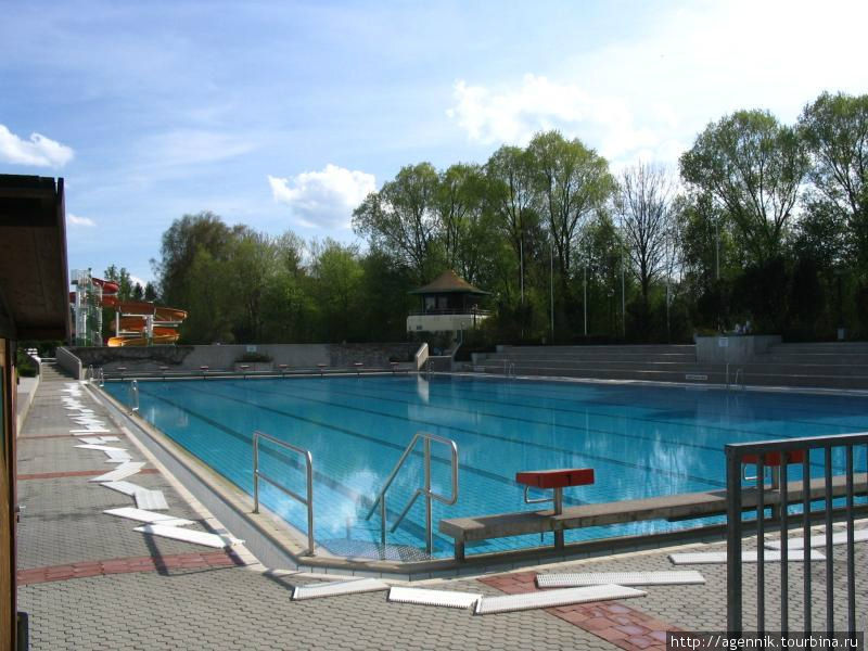 Спортивный бассейн Унтерхахинг, Германия