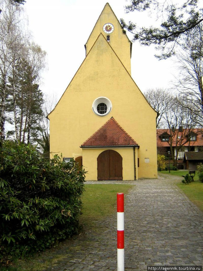 Церковь св. Корбиниана Унтерхахинг, Германия