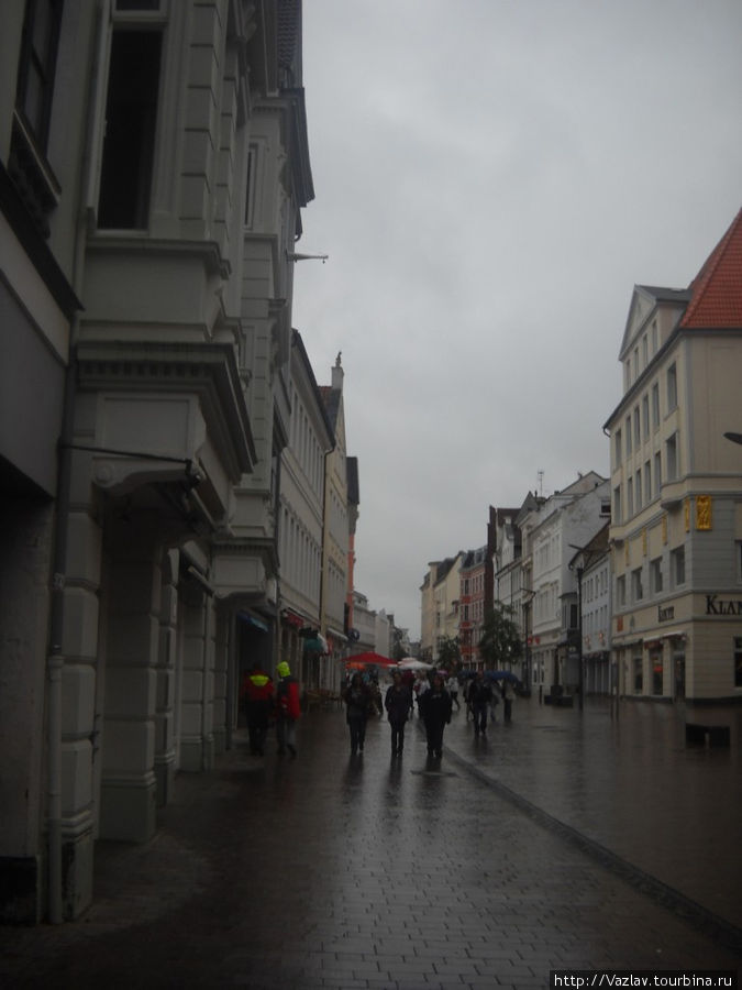 Упрямым туристам и дождь не помеха Фленсбург, Германия
