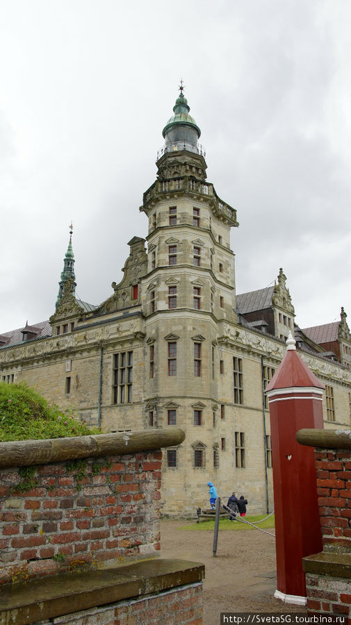 Дания.День 3-ий.Замок Гамлета(Кронборг) в городе Хельсингёр. Хельсингёр, Дания