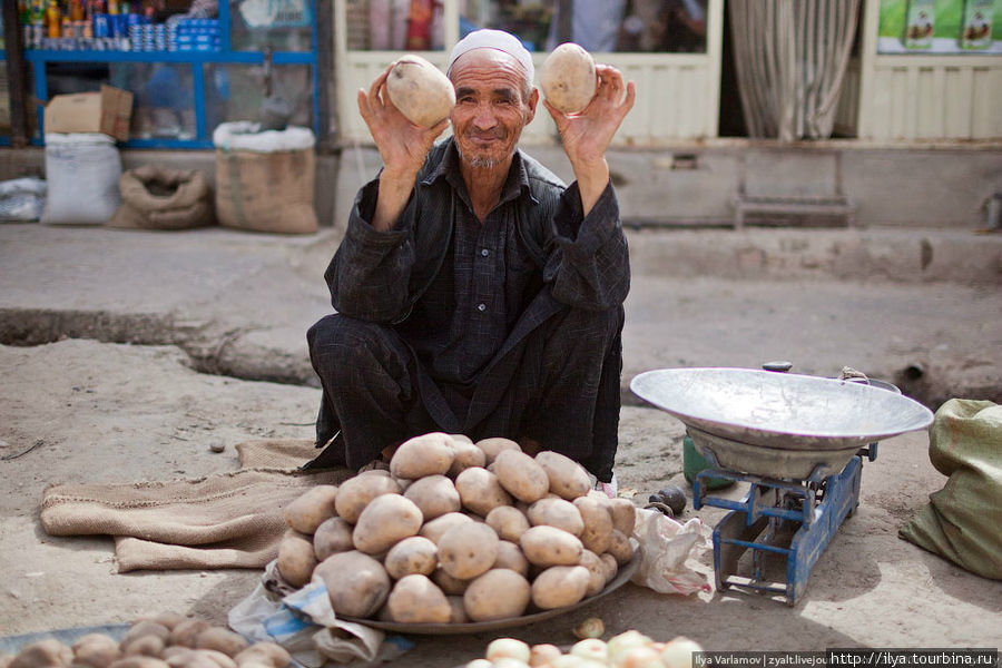Рынок в Мазари-Шарифе Мазари-Шариф, Афганистан