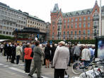 А это митинг, посвящённый годовщине восстановления независимости государств Балтии.