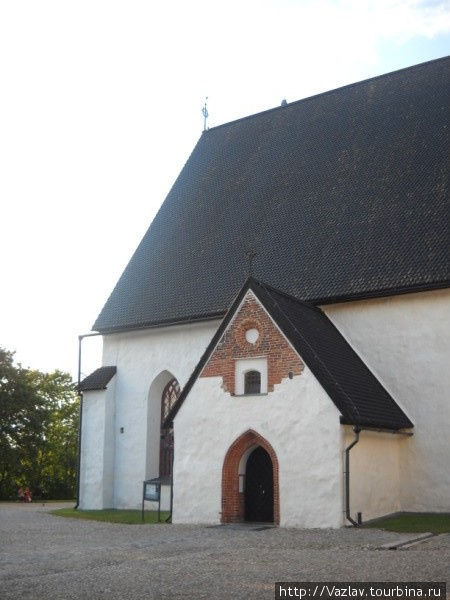 Вход в собор Порвоо, Финляндия