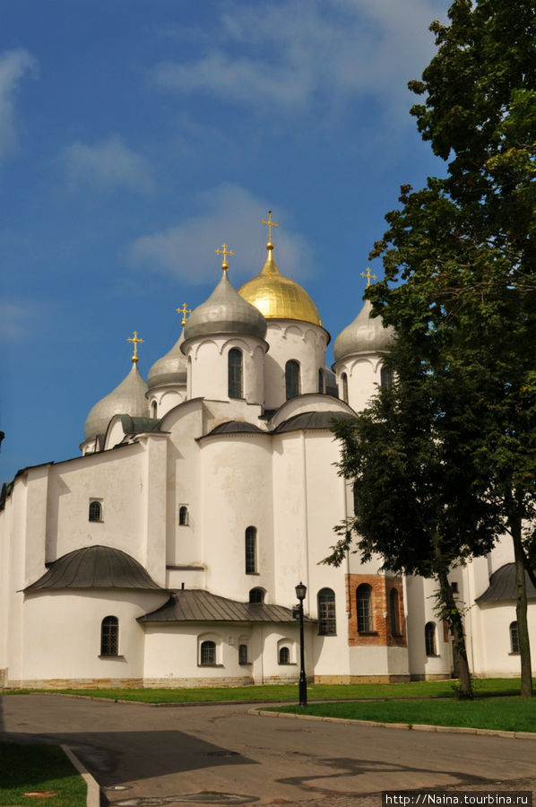 Софийский Собор (1045—1050 гг.) Великий Новгород, Россия