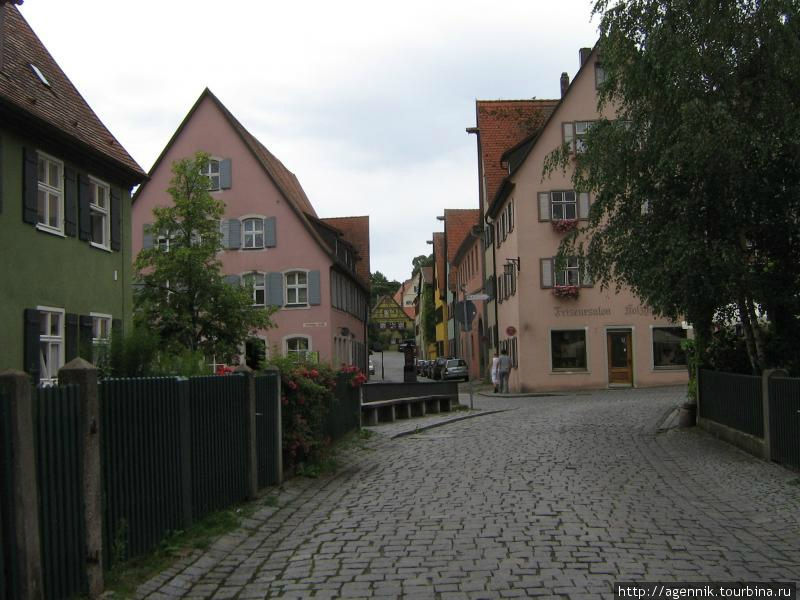 В городе тоже очень тихо Динкельсбюль, Германия