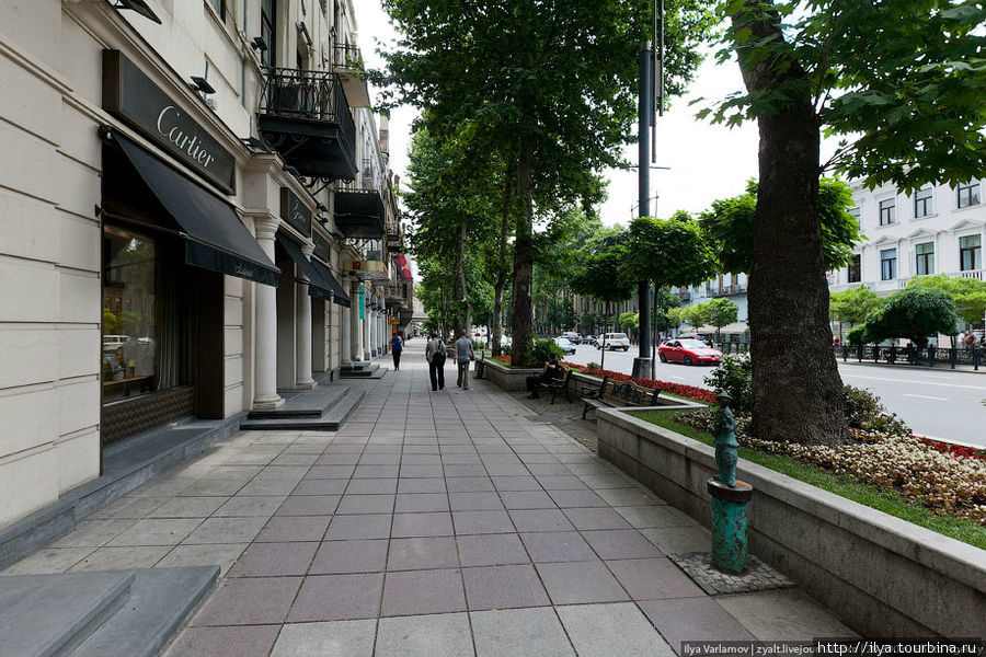 Центральные улицы тоже в полном порядке. Тбилиси, Грузия