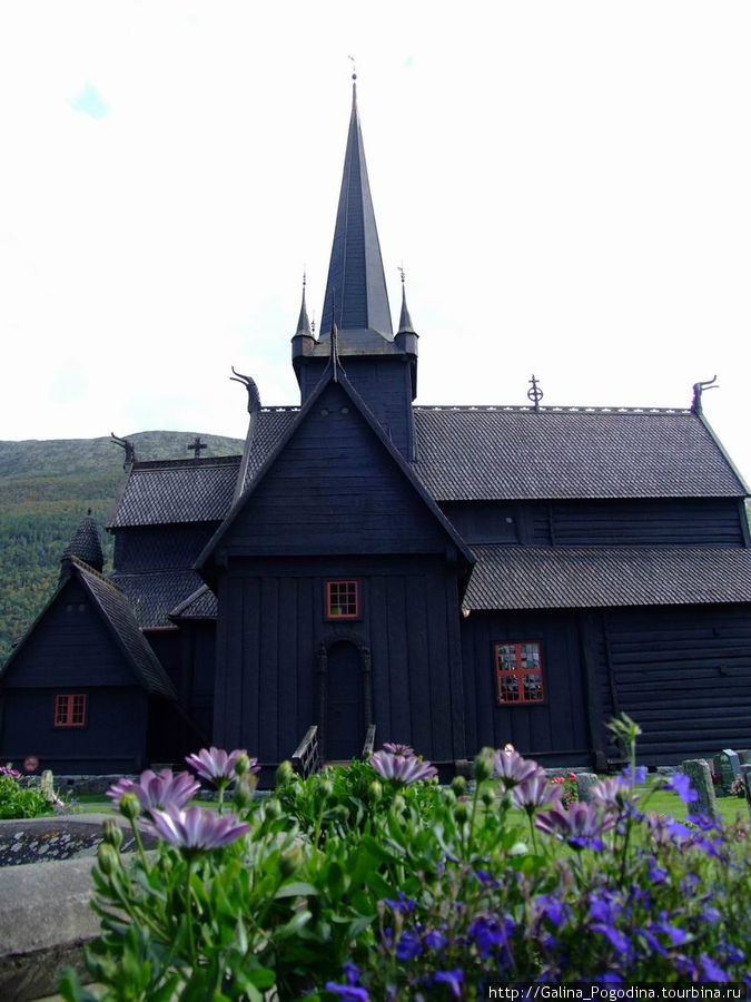 Город Лом и трек на Крышу Норвегии Лом, Норвегия