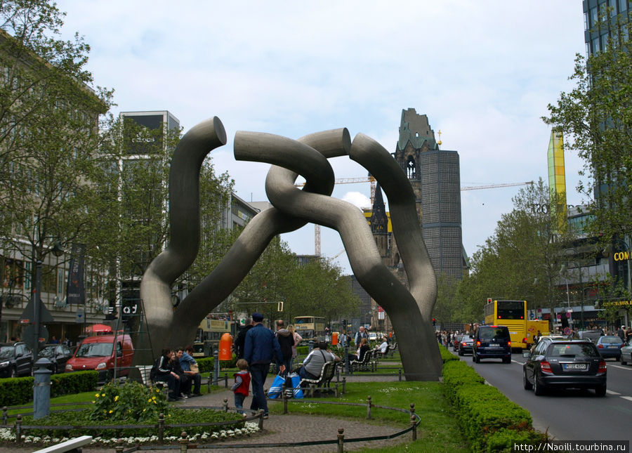Разорванные цепи Берлин, Германия