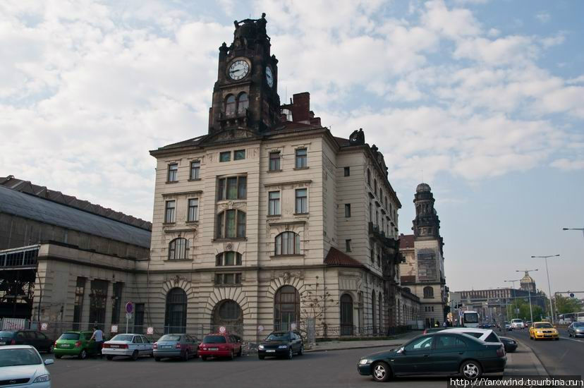 Прага, ч.1 - Ж/Д вокзал и блошиный рынок на Колбенова Прага, Чехия