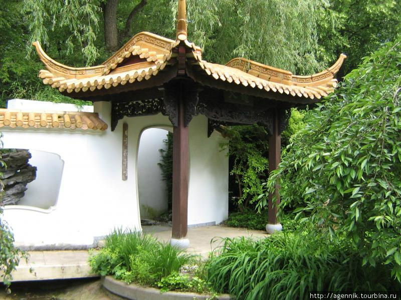 В китайском саду ароматов Мюнхен, Германия
