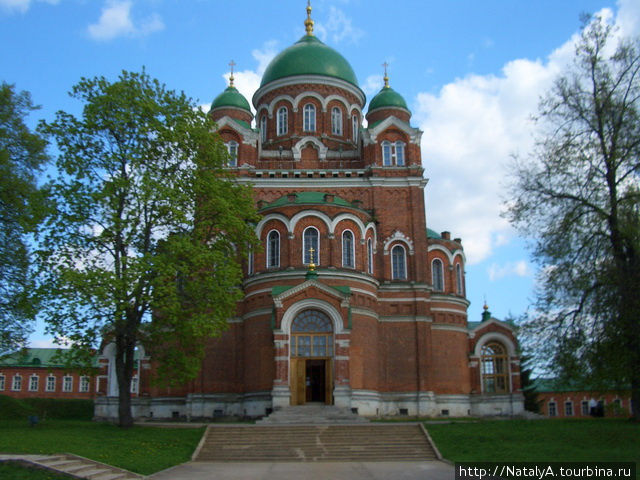 Спасо-Бородинский женский монастырь в селе Семёновском Бородино, Россия